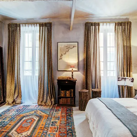 De Charme In The Heart Of Apartment