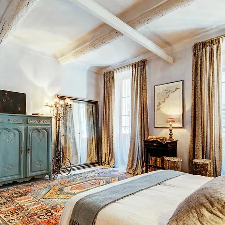 De Charme In The Heart Of Cannes